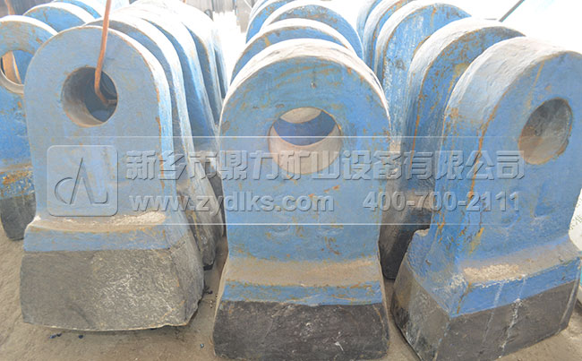 ����C���N