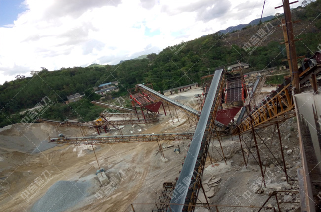 ������ĥ�F·�ն��Εr(sh��)�a(ch��n)400��ɰʯ�������a(ch��n)��